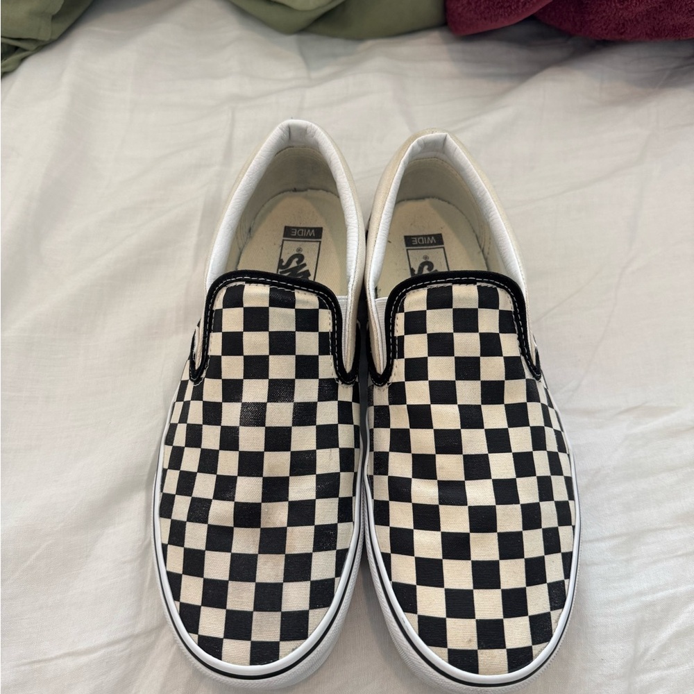 Men’s 10.5 Wide Vans Black & White Checker Slip-On Sneakers